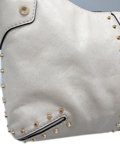 MICHAEL KORS（マイケルコース）MICHAEL KORS (マイケルコース) ASTOR LG POUCHETTE ベージュの古着・服飾アイテム