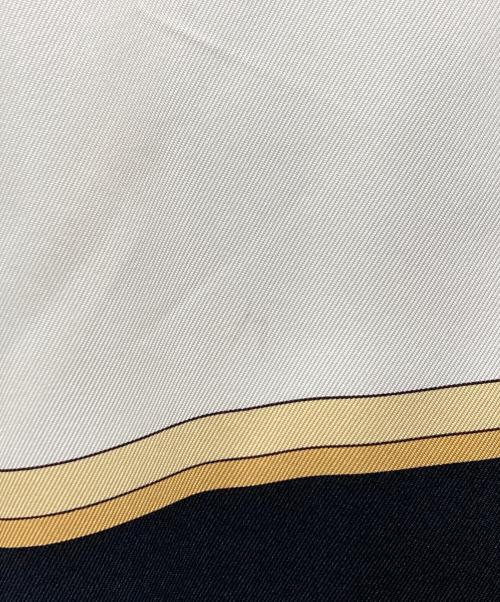 HERMES（エルメス）HERMES (エルメス) LES PONTS DE PARIS カレ90 ホワイトの古着・服飾アイテム