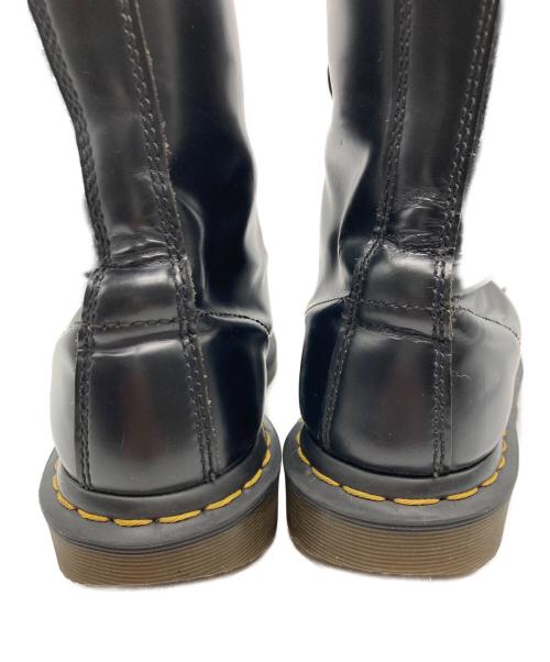 Dr.Martens（ドクターマーチン）Dr.Martens (ドクターマーチン) 8ホールブーツ ブラック サイズ:不明の古着・服飾アイテム