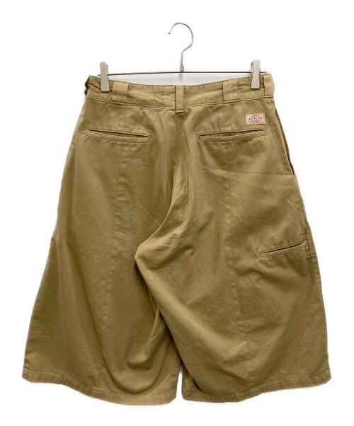 Dickies（ディッキーズ）Dickies (ディッキーズ) JOURNAL STANDARD (ジャーナルスタンダード) ODD SHAPE SHORTS ベージュ サイズ:Mの古着・服飾アイテム