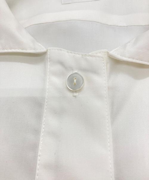 cccmalie（シーマリー）cccmalie (シーマリー) ショートスリーブシャツ ホワイト サイズ:FREE 未使用品の古着・服飾アイテム