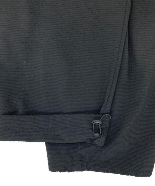 UNITED ARROWS TOKYO（ユナイテッドアローズトウキョウ）UNITED ARROWS TOKYO (ユナイテッドアローズトウキョウ) ドットエア サッカー ヘムコード 2プリーツパンツ ブラック サイズ:Mの古着・服飾アイテム