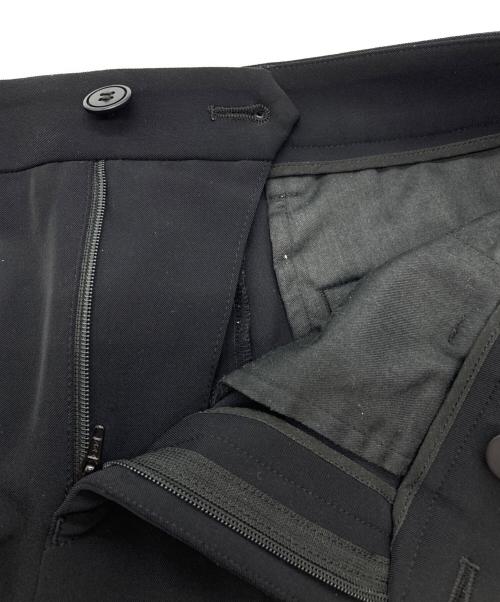 ISSEY MIYAKE（イッセイミヤケ）ISSEY MIYAKE (イッセイミヤケ) センタープレスパンツ ブラック サイズ:2の古着・服飾アイテム