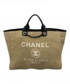 CHANELシャネル）の古着「ドーヴィルGM チェーントートバッグ」｜ベージュ