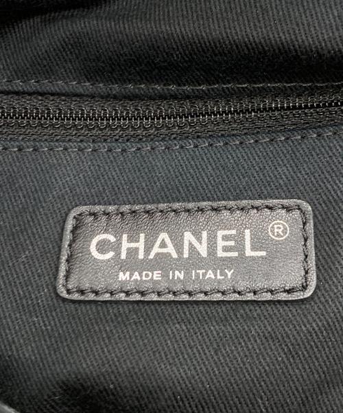 CHANEL（シャネル）CHANEL (シャネル) ドーヴィルGM チェーントートバッグ ベージュの古着・服飾アイテム