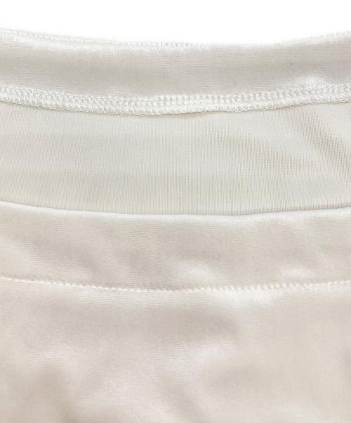 cygne（シーニュ）cygne (シーニュ) ベロアトップス gigi ホワイト サイズ:FREEの古着・服飾アイテム