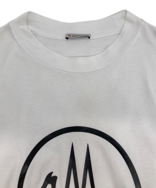 MONCLER（モンクレール）MONCLER (モンクレール) ビッグロゴプリントTシャツ ホワイト サイズ:Mの古着・服飾アイテム