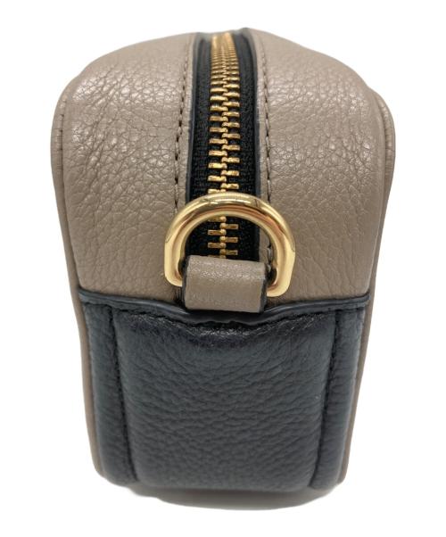 MARC JACOBS（マークジェイコブス）MARC JACOBS (マークジェイコブス) スナップショット ベージュの古着・服飾アイテム