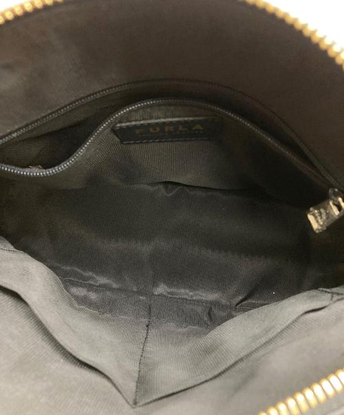 FURLA（フルラ）FURLA (フルラ) パイパーショルダーバッグ ブラックの古着・服飾アイテム