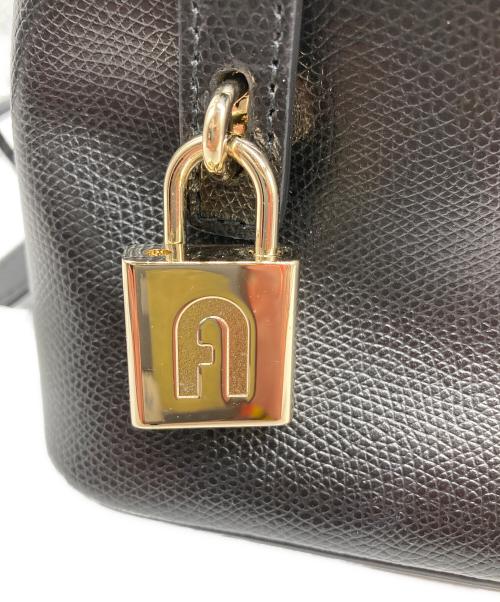 FURLA（フルラ）FURLA (フルラ) パイパーショルダーバッグ ブラックの古着・服飾アイテム