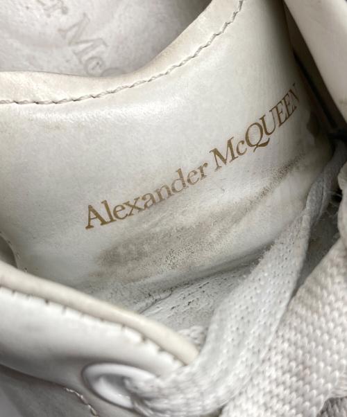 ALEXANDER McQUEEN（アレキサンダーマックイーン）ALEXANDER McQUEEN (アレキサンダーマックイーン) オーバーサイズドスニーカー ホワイト サイズ:37 1/2の古着・服飾アイテム