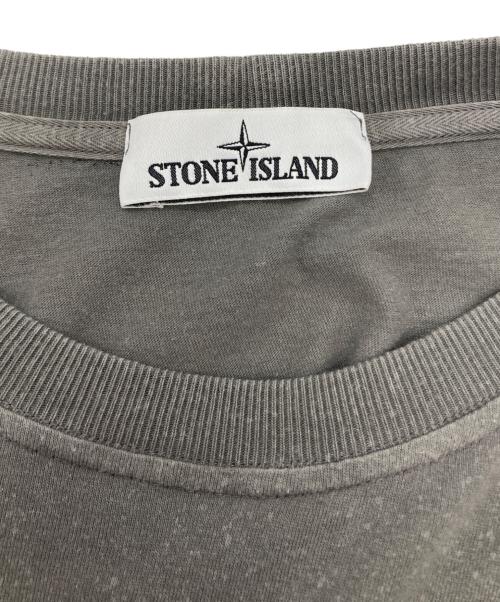 STONE ISLAND（ストーンアイランド）STONE ISLAND (ストーンアイランド) OLD DYE TREATMENT tee グレー サイズ:Ｌの古着・服飾アイテム