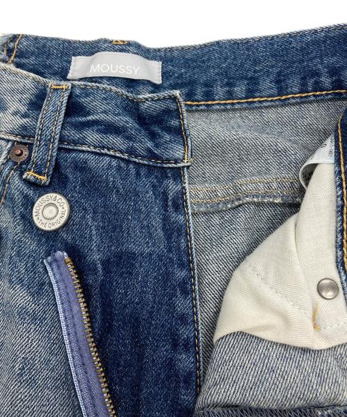 moussy（マウジー）moussy (マウジー) CROSS WAIST WIDE ストレート インディゴの古着・服飾アイテム