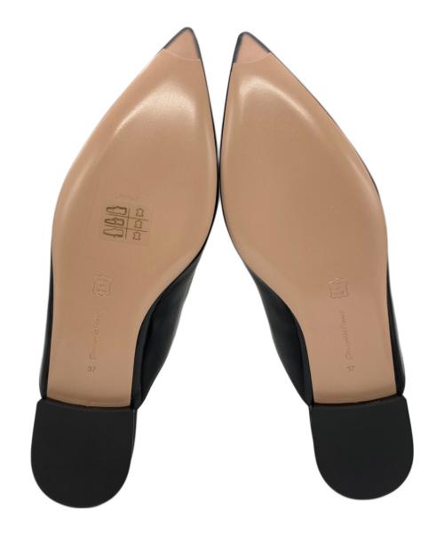 Gianvito Rossi（ジャンヴィト ロッシ）Gianvito Rossi (ジャンヴィト ロッシ) ポインテッドトゥ ミュール ブラック サイズ:SIZE 37の古着・服飾アイテム