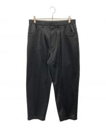 FARAH（ファーラー）の古着「Two Tuck Wide Tapered Pants」｜ブラック