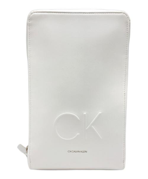 ck Calvin Klein（シーケーカルバンクライン）ck Calvin Klein (シーケーカルバンクライン) ロゴショルダーバッグ ホワイトの古着・服飾アイテム