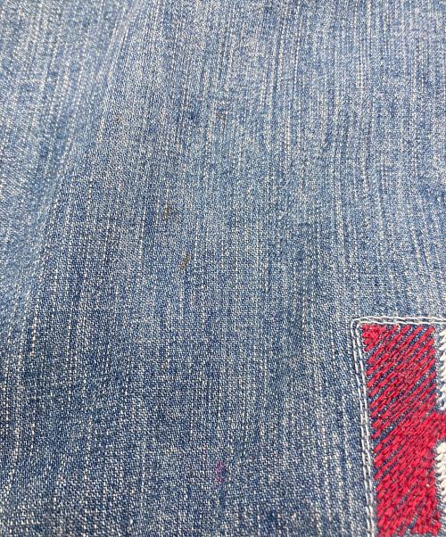 Hysteric Glamour（ヒステリックグラマー）Hysteric Glamour (ヒステリックグラマー) SPEAK NO EVIL刺繍 プルオーバーデニムシャツ インディゴ サイズ:FREEの古着・服飾アイテム