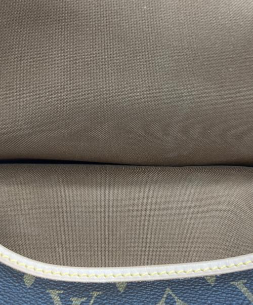 LOUIS VUITTON（ルイ ヴィトン）LOUIS VUITTON (ルイ ヴィトン) ショルダーバッグ ブラウンの古着・服飾アイテム