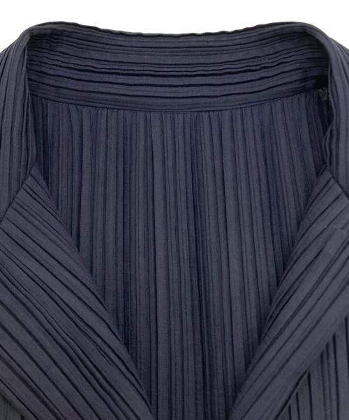 ISSEY MIYAKE（イッセイミヤケ）ISSEY MIYAKE (イッセイミヤケ) プリーツシャツ ネイビー サイズ:2の古着・服飾アイテム
