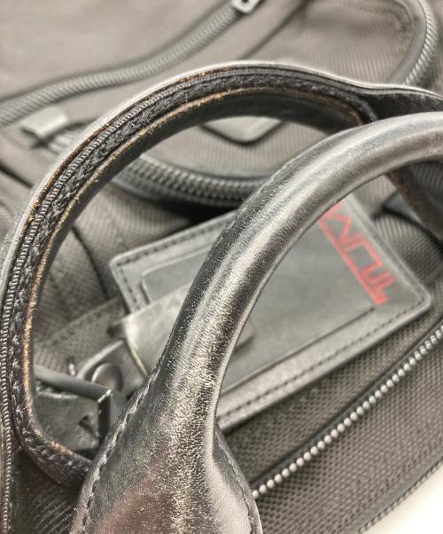 TUMI（トゥミ）TUMI (トゥミ) エクスパンダブルオーガナイザーブリーフケース ブラックの古着・服飾アイテム