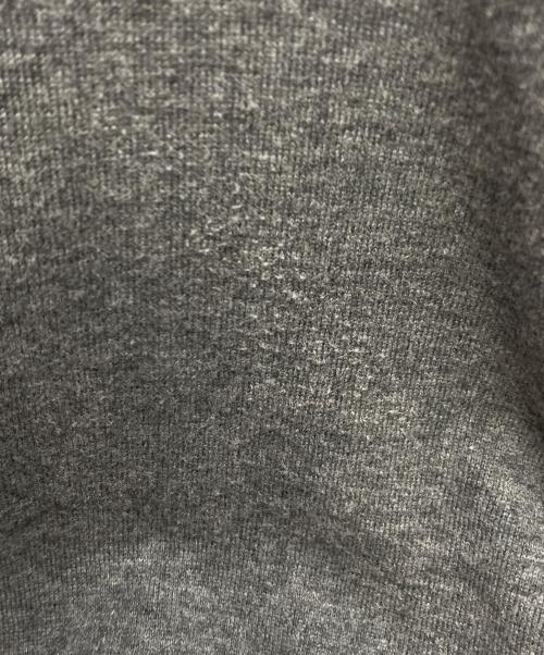 Maison Margiela（メゾンマルジェラ）Maison Margiela (メゾンマルジェラ) エルボーパッチ Vネック ニット グレー サイズ:Mの古着・服飾アイテム
