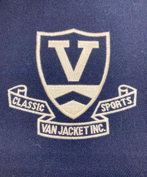 VAN JACKET（ヴァン ジャケット）VAN JACKET (ヴァン ジャケット) 袖レザーワッペンスタジャン ネイビー×ホワイト サイズ:BIG ONEの古着・服飾アイテム