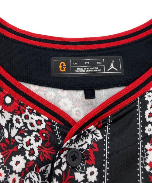 JORDAN BRAND（ジョーダン ブランド）JORDAN BRAND (ジョーダン ブランド) GIANTS (ジャイアンツ) コラボ ペイズリー ベースボールシャツ ブラック サイズ:XXLの古着・服飾アイテム