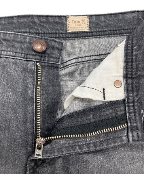 YANUK（ヤヌーク）YANUK (ヤヌーク) Flare ブラックデニムパンツ ブラック サイズ:29の古着・服飾アイテム