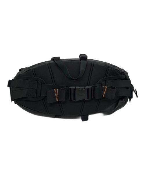 SUPREME（シュプリーム）Supreme (シュプリーム) THE NORTH FACE (ザ ノース フェイス) Leather Mountain Waist Bag ブラックの古着・服飾アイテム