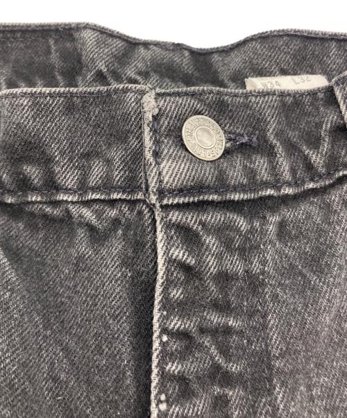 LEVI'S（リーバイス）LEVI'S (リーバイス) 後染め550デニムパンツ ブラック サイズ:SIZE W34の古着・服飾アイテム