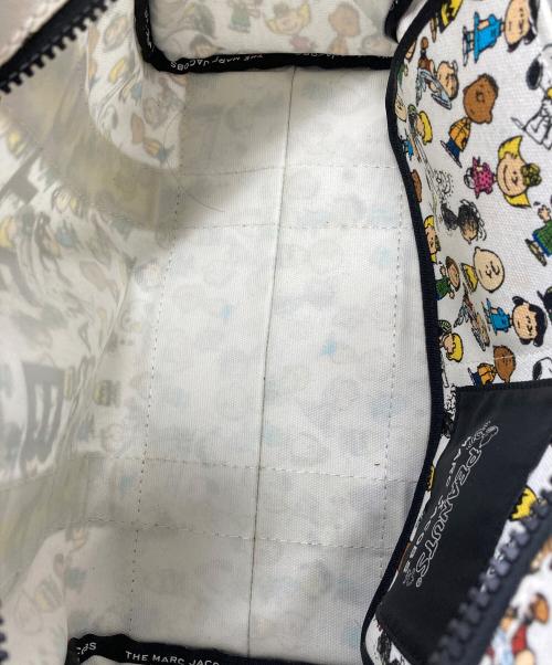 MARC JACOBS（マークジェイコブス）MARC JACOBS (マークジェイコブス) PEANUTS (ピーナッツ) THE SMALL TRAVELER TOTE BAG マルチカラーの古着・服飾アイテム