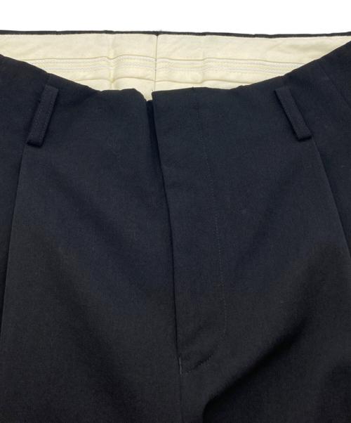 COMME des GARCONS HOMME PLUS（コムデギャルソンオムプリュス）COMME des GARCONS HOMME PLUS (コムデギャルソンオムプリュス) 2タック スラックス ブラック サイズ:XSの古着・服飾アイテム