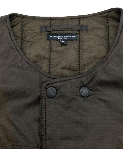 Engineered Garments（エンジニアド ガーメンツ）Engineered Garments (エンジニアド ガーメンツ) Cover Vest PRIMALOFT ブラウン サイズ:Sの古着・服飾アイテム