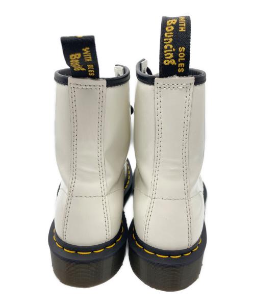 Dr.Martens（ドクターマーチン）Dr.Martens (ドクターマーチン) 8ホールブーツ ホワイト サイズ:UK3の古着・服飾アイテム