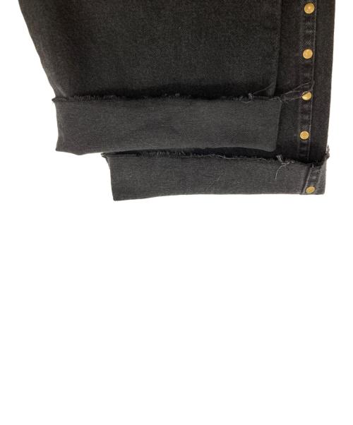 Wrangler（ラングラー）Wrangler (ラングラー) スタッズ加工デニムパンツ ブラック サイズ:SIZE 35の古着・服飾アイテム