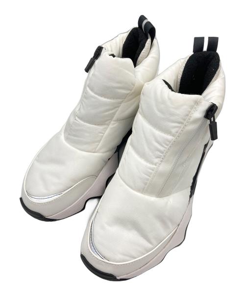 SOREL（ソレル）SOREL (ソレル) W KINETIC IMPACT PUFFY ZIP WP ホワイト サイズ:22.5cmの古着・服飾アイテム