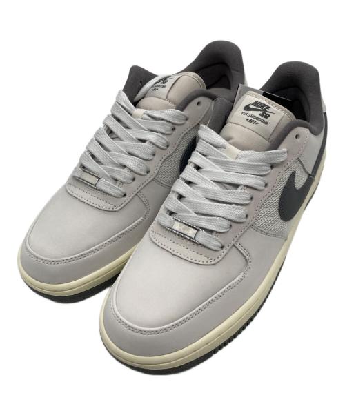 NIKE SB（ナイキエスビー）NIKE SB (ナイキエスビー) Air Force 1 Low グレー サイズ:9 未使用品の古着・服飾アイテム