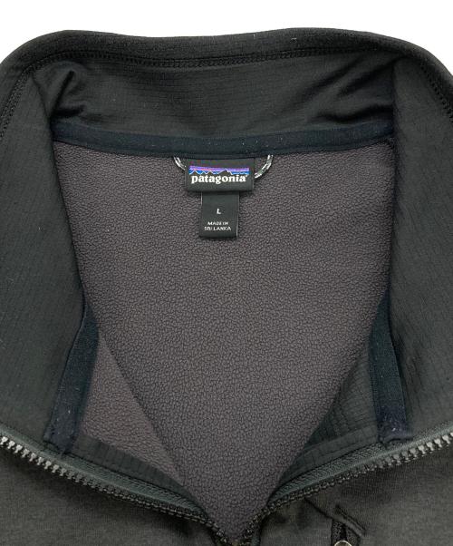 Patagonia（パタゴニア）Patagonia (パタゴニア) R1 Daily Jacket ブラック サイズ:Lの古着・服飾アイテム