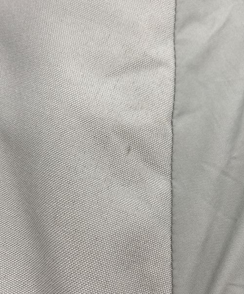 US ARMY（ユーエスアーミー）US ARMY (ユーエスアーミー) ECWCS Gen III LEVEL7 JACKET グレージュ サイズ:Mの古着・服飾アイテム