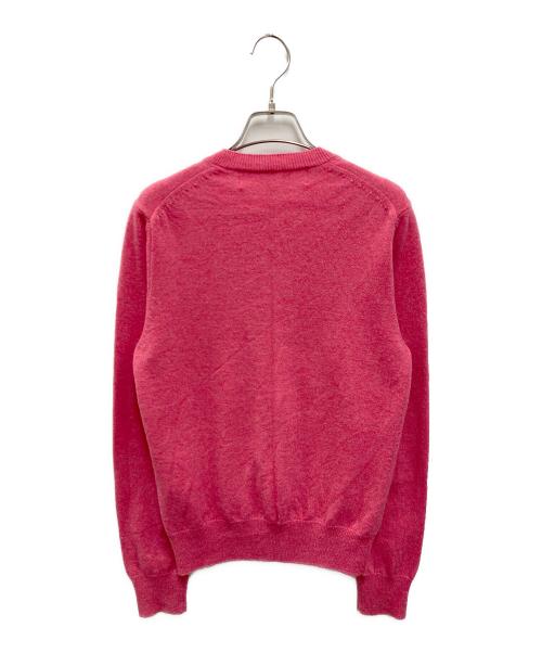 PLAY COMME des GARCONS（プレイコムデギャルソン）PLAY COMME des GARCONS (プレイコムデギャルソン) Round Neck Cardigan With Red Layered Emblem ピンク サイズ:XSの古着・服飾アイテム