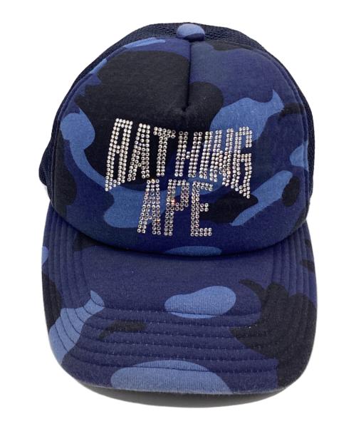 BAPE BY A BATHING APE（ベイプバイアベイシングエイプ）BAPE BY A BATHING APE (ベイプバイアベイシングエイプ) COLOTR CAMO CRYSTAL LOGO MESH CAP ブルーの古着・服飾アイテム