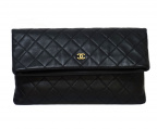 CHANELシャネル）の古着「クラッチバッグ」｜ブラック