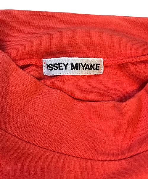 ISSEY MIYAKE（イッセイミヤケ）ISSEY MIYAKE (イッセイミヤケ) ハイネックカットソー オレンジ サイズ:Mの古着・服飾アイテム