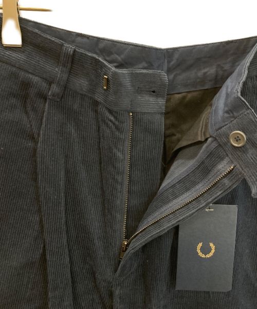 FRED PERRY（フレッドペリー）FRED PERRY (フレッドペリー) コーデュロイパンツ ネイビー サイズ:W28の古着・服飾アイテム
