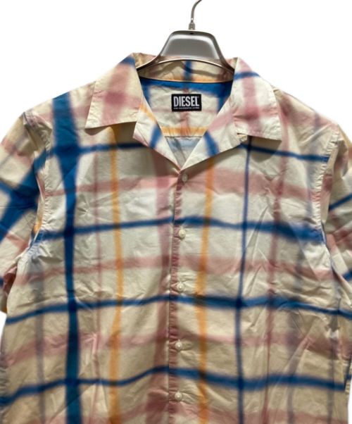 DIESEL（ディーゼル）DIESEL (ディーゼル) シャツ アイボリー サイズ:44の古着・服飾アイテム