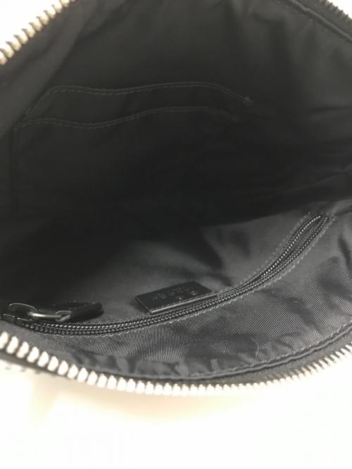 GUCCI（グッチ）GUCCI (グッチ) ショルダーバッグ ブラックの古着・服飾アイテム