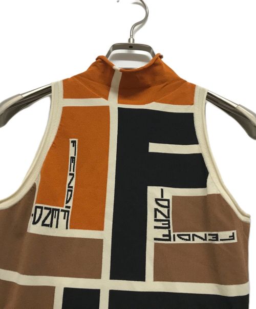 FENDI（フェンディ）FENDI (フェンディ) FFパズルプリント タンクトップ ブラウン サイズ:38の古着・服飾アイテム