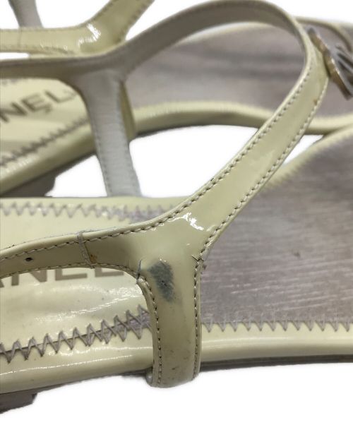 CHANEL（シャネル）CHANEL (シャネル) ココマークサンダル ベージュ サイズ:36 1/2の古着・服飾アイテム