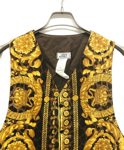 GIANNI VERSACE（ジャンニ・ヴェルサーチ）GIANNI VERSACE (ジャンニ・ヴェルサーチ) ベスト イエロー サイズ:48の古着・服飾アイテム