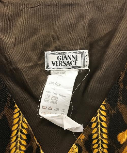 GIANNI VERSACE（ジャンニ・ヴェルサーチ）GIANNI VERSACE (ジャンニ・ヴェルサーチ) ベスト イエロー サイズ:48の古着・服飾アイテム